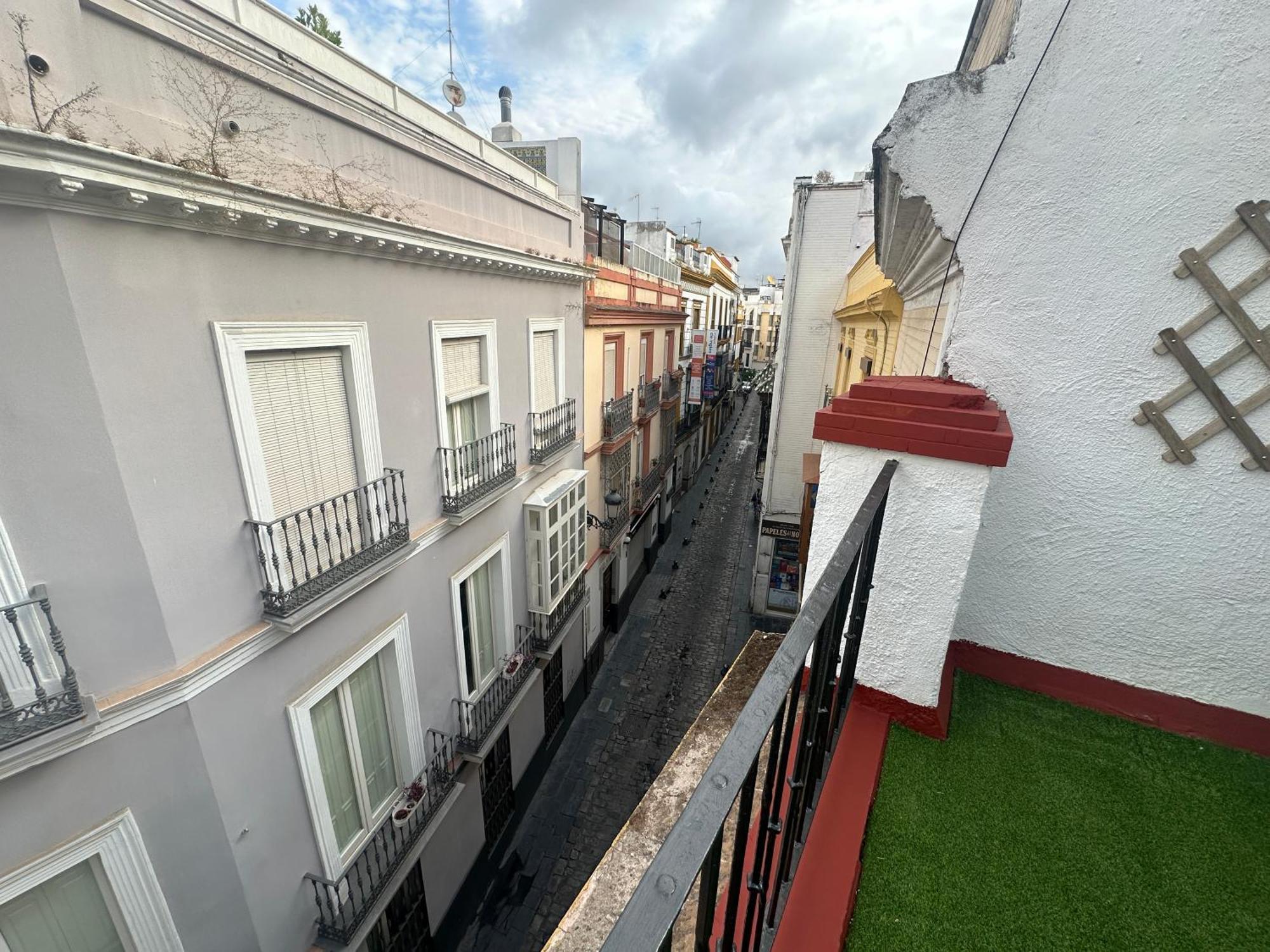 Calle Harinas 23 Seville Exterior photo